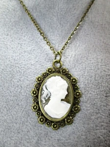 Acrylic Lady Cameo Pendant w/ Necklace 24" Antiqued Brass Tone Cable Chain / E  - Picture 1 of 11