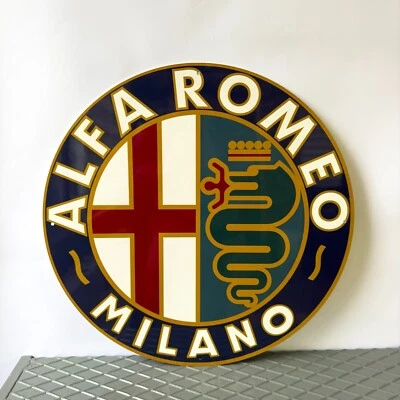 Placa Alfa Romeo Vintage de Alta Qualidade - Placa XL Alfa Romeo MILANO - 19,7" (50cm) - Imagem 1 de 4
