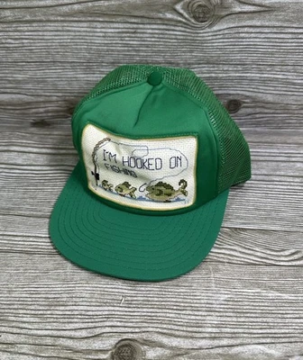 De colección 1990 Punto de Cruz Needlepoint I’m Hooked On Fishing SnapBack Sombrero Gorra Foto 1 de 4