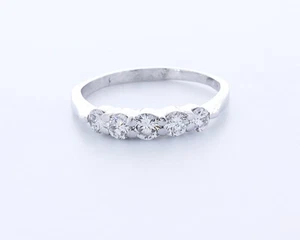 0.9CT Natural Diamonds E/VS2 Round Brilliant 14K Gold Prong Classic Wedding Ring - Picture 1 of 4