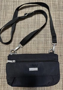 Baggallini Black Nylon Multi Compartment Crossbody Bag Purse Fanny Pack - Picture 1 of 10