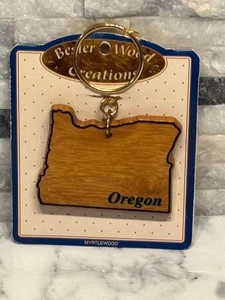 New Vintage Besler Wood Creation Oregon Myrtlewood Keychain 2.5" x 1.75" x 0.25" - Picture 1 of 3