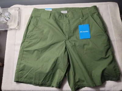 Pantalón Corto de Fin de Semana Columbia Pine Canyon Para Hombre 30 Cintura - 8 Pulgadas Verde Entrepierna Foto 1 de 2