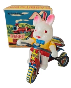 Blech Litho Kaninchen Häschen Fahrrad mechanisches Spielzeug zum Aufziehen mit Box Japan (funktioniert) - Bild 1 von 8