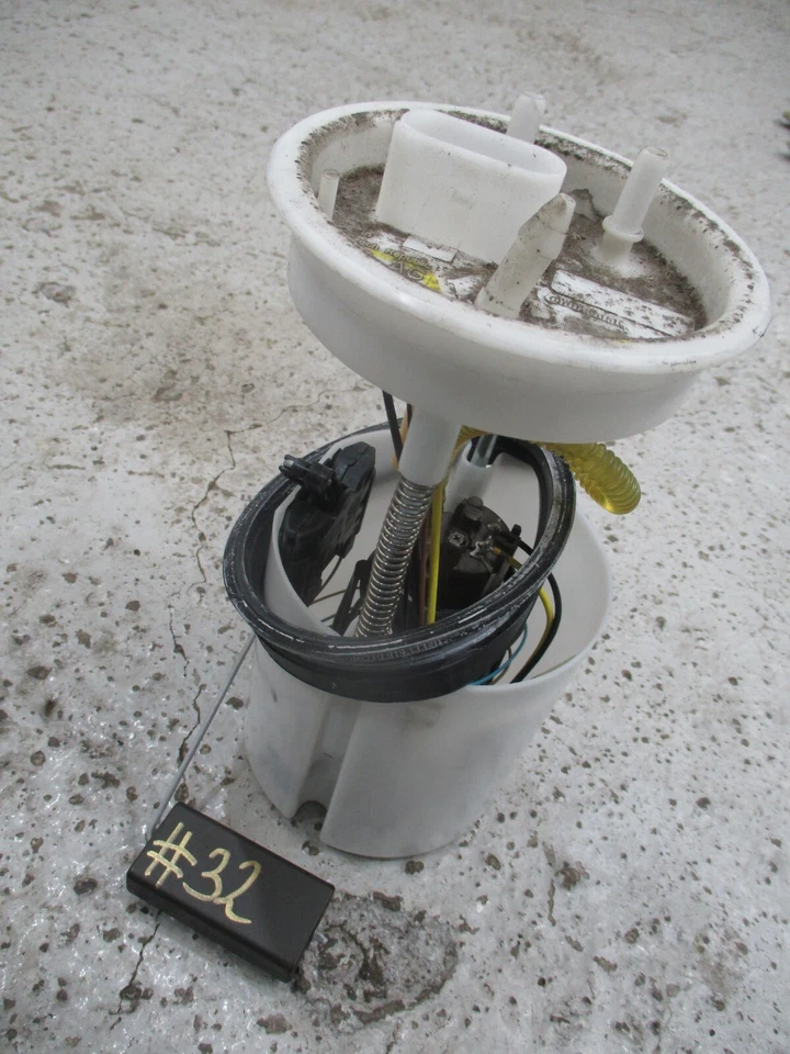 VW Volkswagen Polo Fuel Sender Unit Pump Petrol 1.0L 6R091905 2015 32 — 第 1/4 张图片