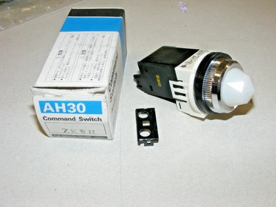 Fuji Electric Command Switch Light AH30 ZKWH , AH30-ZK (zz10) - Image 1 of 4