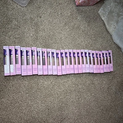 25Pc Tarte Travel Size Creaseless Concealer Assorted Shades Lot New - Image 1 of 4