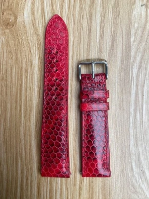 Size 22mm/18mm, Leather/Skin Snake Watch Strap Band Red, Custom Strap. - Image 1 of 4