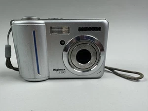 Cámara digital compacta plateada Samsung Digimax S500 5,1 MP LCD probada de colección - Imagen 1 de 10