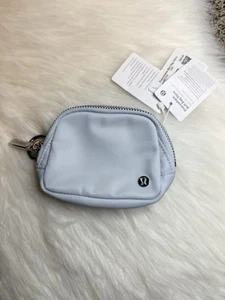 Lululemon Everywhere Gürteltasche Nano Starch Blue STRH Neu - Bild 1 von 4
