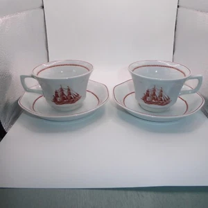 WEDGWOOD ~ 2 Porcelain 2.5" TEACUPS w/ 5.75" SAUCERS (Flying Cloud Rust) England - Picture 1 of 11