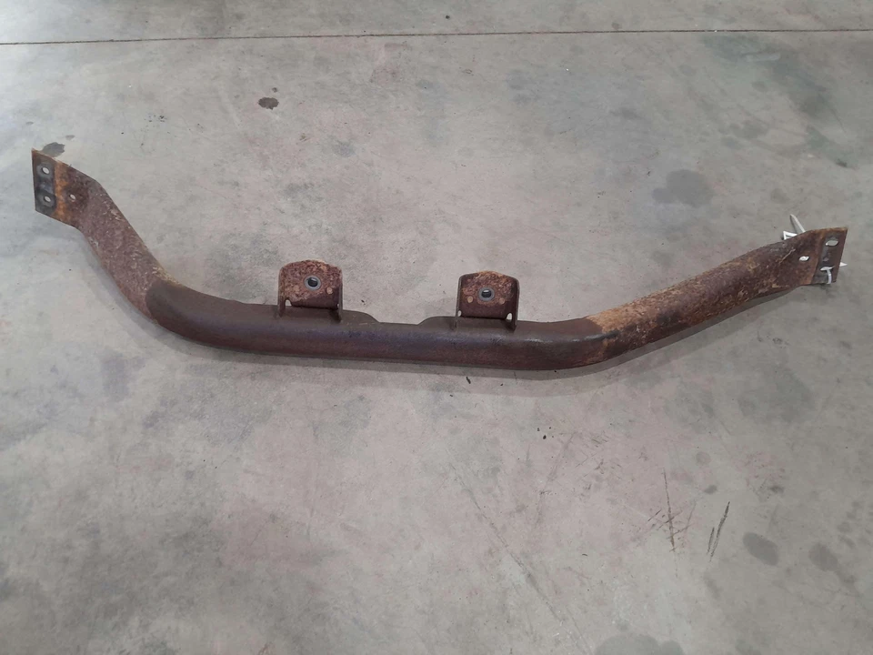 1994 1995 Chevy Astro GMC Safari Transmission Crossmember OEM 15692408 - Image 1 of 4