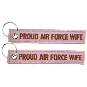 Proud Air Force Wife Keychain - Picture 1 of 1