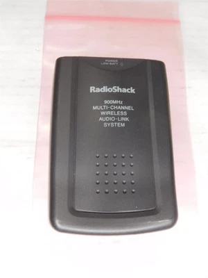 Radioshack 900MHz Multi CHannel Wireless Audio Link Transmitter Beltpack(111125) - Image 1 of 4