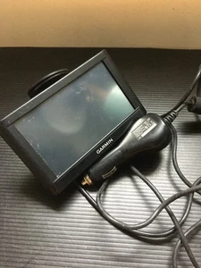 Garmin 52LM GPS Navigator 5" Screen with Car Charger & Mount Bundle - Picture 1 of 7