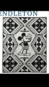 Pendleton Disney Wolldecke schwarz Mickey Mouse 90th Anniversary mit Karton... - Bild 1 von 6