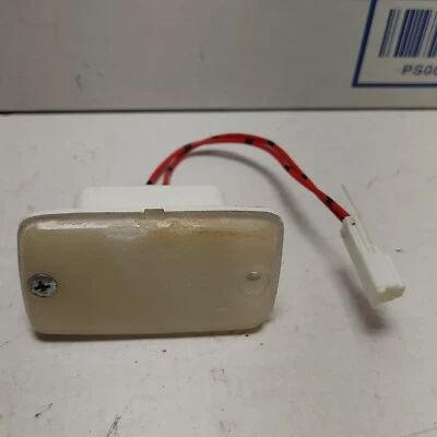 92-96 ISUZU RODEO PUERTA DELANTERA DERECHA CHARCO COMODIDAD LUZ OEM Foto 1 de 4