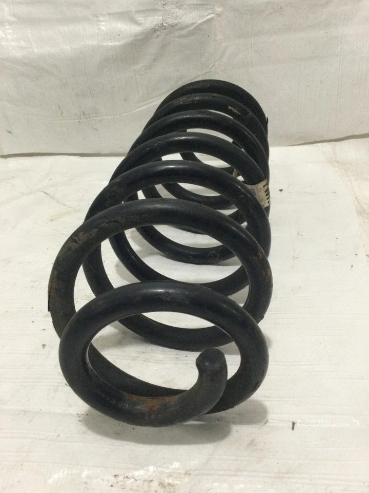 GMC Sierra 2500HD 2007 muelle helicoidal delantero OEM Foto 1 de 4