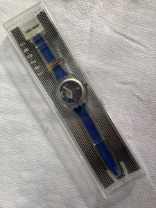 Swatch Autoquartz STK404 LABILINTO mano relámpago sin usar con estuche de JAPÓN - Imagen 1 de 8