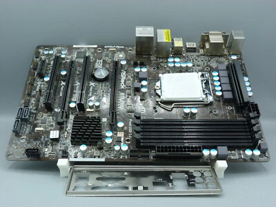 ASRock B75 Pro3 Rev. G/A 1.02 Mainboard LGA 1155 + I/O Shield - Bild 1 von 2