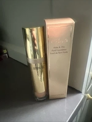 BN In Packaging Stila Hide & Chic Fluid Foundation Medium 5 30mls £31 - Image 1 of 3