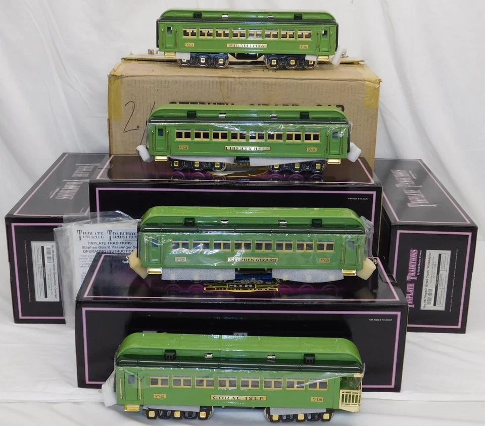 MTH 10-1068 Standard Gauge Stephen Girard 4car Passenger Set 12wheel 2tone green - Image 1 of 4