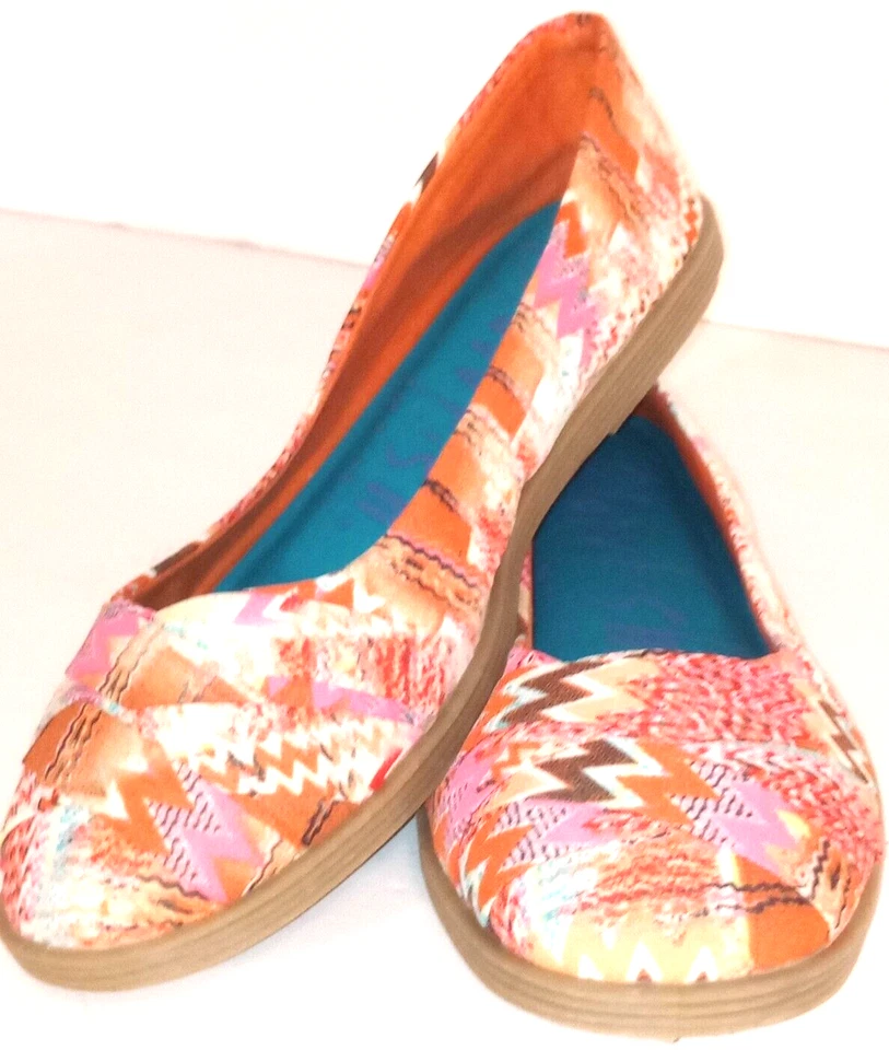 Sapatilhas de balé femininas Blowfish Malibu multicoloridas tecido abstrato tamanho 6 - Imagem 1 de 4