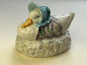 Beatrix Potter Jemima Puddleduck made a feather Nest BP3b Beswick mint No Box - Picture 1 of 6
