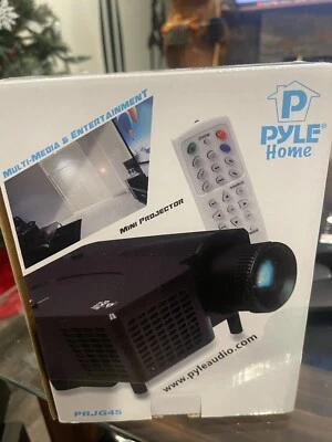 Pyle Home PRJG45 Multimedia Mini Projector NEW - Image 1 of 2