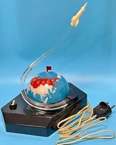 Vintage space rocket table lamp night light space program Globe soyuz soviet uss - Picture 1 of 16