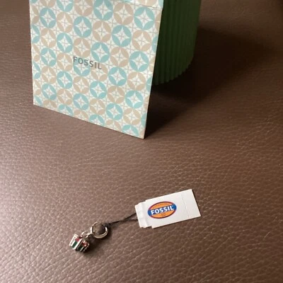 Fossil Einhänger Edelstahl „ Geschenk „ NP 17, 90 Euro. - Bild 1 von 4