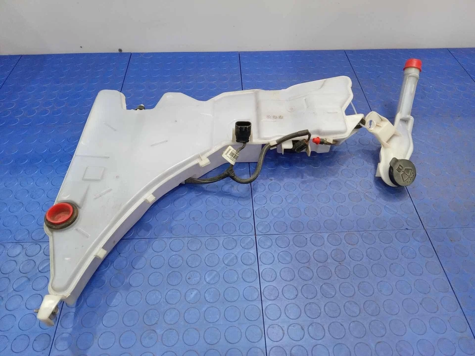 Reservatório de fluido para lavadora de para-brisa Cadillac CTS Sedan 2014-2015 fabricante de equipamento original 23144363 - Imagem 1 de 4