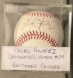 MLB Autographed Baseball - Pedro Alvarez as a member of the Pittsburgh Pirates - Picture 1 of 2