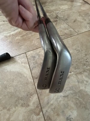 2 hierros Ram FX 8 y 9 hierros FX Tempo peso acero rígido Foto 1 de 4