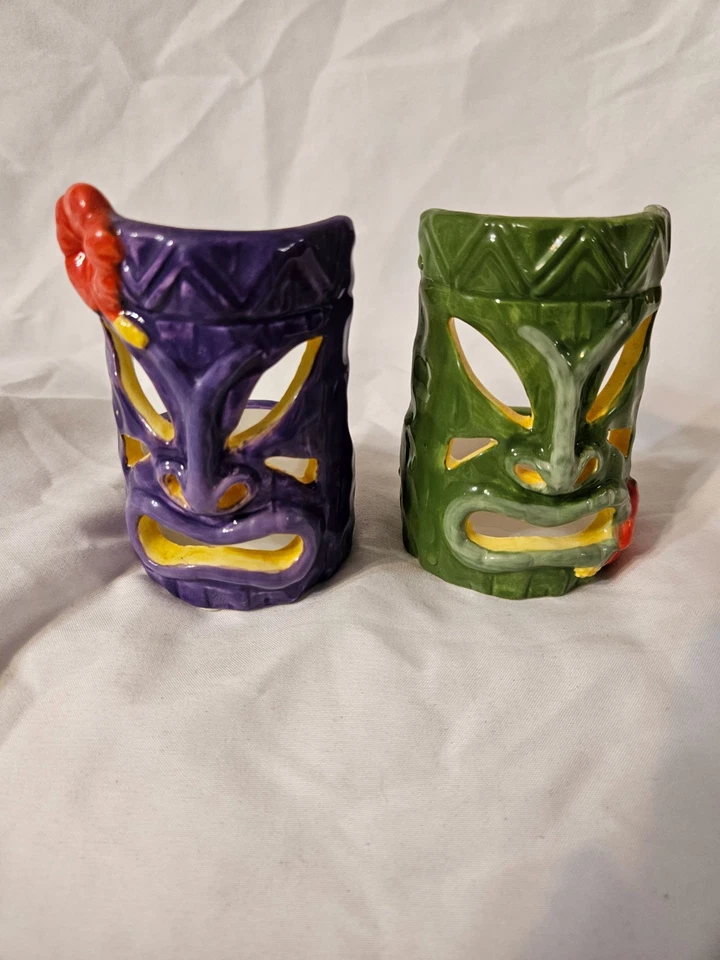 Подсвечники Yankee Candle Tiki Tea Light фиолетовые и зеленые 2 дюйма ширина X высота 3,50 - Изображение 1 из 3