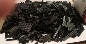 Lotto 4,5 libbre pezzi LEGO neri mattoncini piastre piastrelle e pezzi speciali assortiti  - Foto 1 di 10