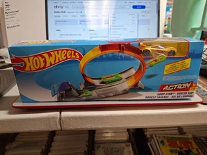 Hot Wheels Loop Star Action Play Set Loop Track With Yellow Car - Picture 1 of 3
