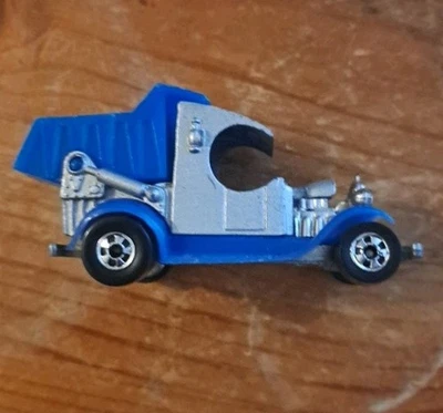 Dumpin azul raro vintage Hot Wheels una pared negra hecho en Malasia  Foto 1 de 4