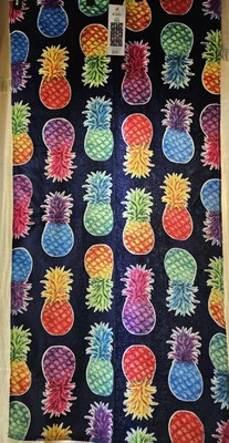 Toalla de playa - Piñas de colores - 30" x 60" - ¡¡¡EN VENTA!!!  ¡Se vende rápido! Foto 1 de 4
