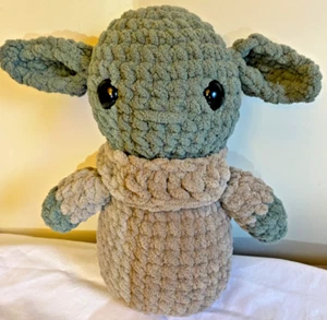 Baby Yoda Stuffed Crocheted Animal - 9 inches - Cute!! - Picture 1 of 7