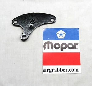 1969-74 Mopar Dodge Plymouth big block 383 400 440 with a/c alternator bracket T - Picture 1 of 3