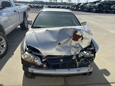 Medidor de velocímetro usado se adapta a: Honda Accord Cluster 2000 2,3 L Cpe LX AT grado A Foto 1 de 4