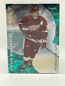 2001-02 PARKHURST NICKLAS LIDSTROM DETROIT RED WINGS #41 Ice Hockey