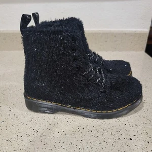 New Dr. Martens 1460 Pascal J Women's Faux Shearling Boots, Black, Size 5 - Picture 1 of 10
