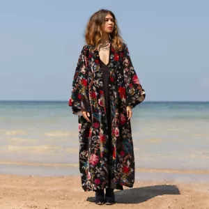 Indian Black Floral Kimono, Velvet Kimono Robe House Gown Bridal Night Kimono AU - Picture 1 of 3
