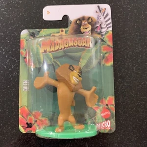 Figura Alex Madagascar Cake Topper Mattel Micro Collection DreamWorks Nueva en paquete - Imagen 1 de 4