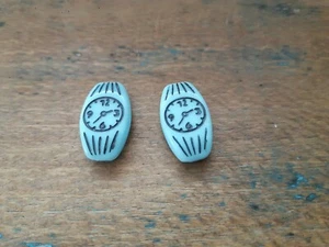 ♥Nr. E34-2 Stück alte Glasperlen Durchlochperlen Uhren 50er Jahre blau 20x11 mm♥ - Picture 1 of 3