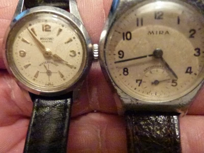 2 VINTAGE  1940,S  LADYS WATCHES FOR SPARES OR REPAIR - Image 1 of 4