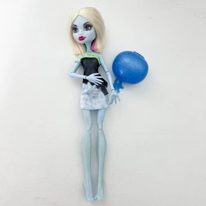 Casco de muñeca Monster High Skultimate Roller Maze Abbey Bominable - Imagen 1 de 6