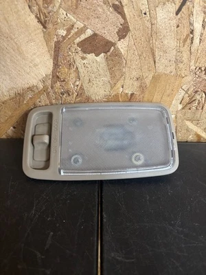 1999-2003 TOYOTA SOLARA КУПОЛ КАРТА ЧТЕНИЯ СВЕТА - Изображение 1 из 2